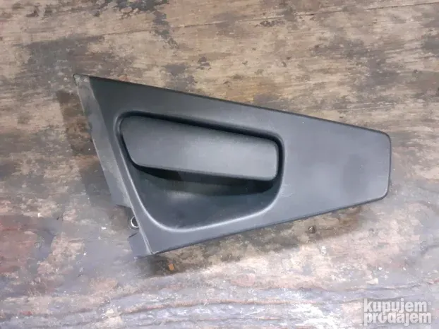 Reno Clio 4 rucica,kvaka zadnjih levih vrata