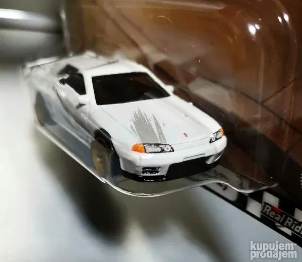 Hot wheels premium Nissan Skyline Gt-R