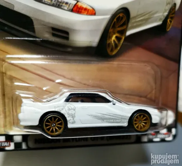 Hot wheels premium Nissan Skyline Gt-R