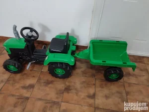 Deciji traktor