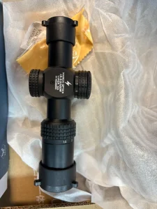 OPTIKA March HK 1.5 - 5.5 x 20