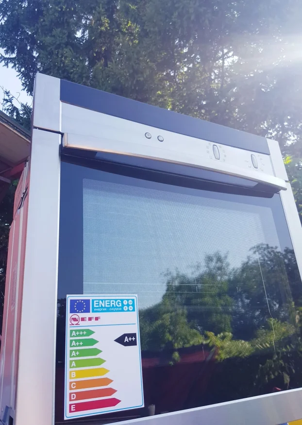 Neff Premium Bosch Ugradna Nezavisna Turbo rerna! Inoks - KupujemProdajem