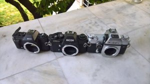 Analogni Fotoaparat I & Objektivi Neispitani