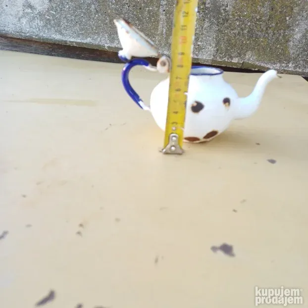 Mali emajlirani čajnik 4