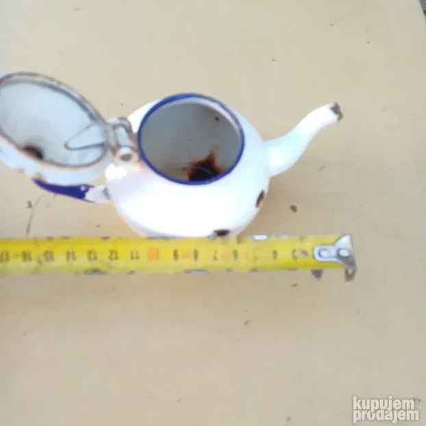 Mali emajlirani čajnik 4