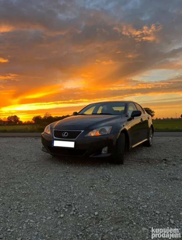 2007 Lexus IS 220d 