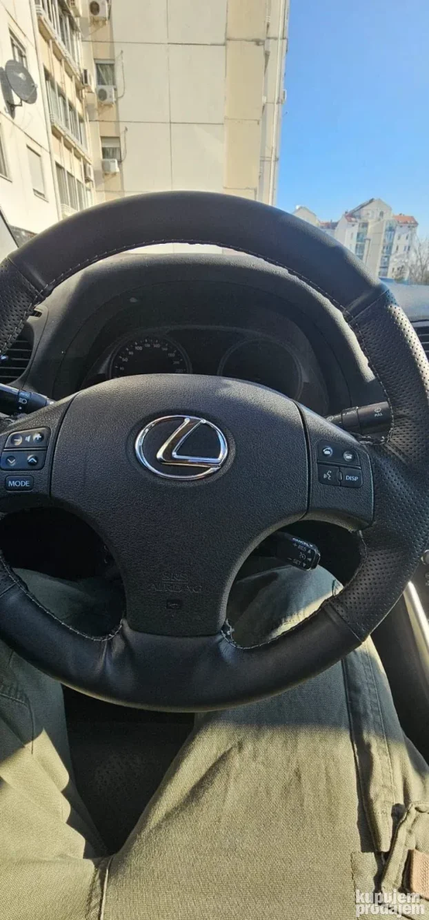 2007 Lexus IS 220d 