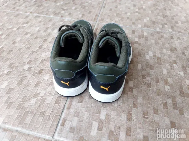 Puma patike broj 30 za decaka
