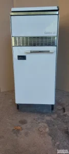 SNIŽENO! Kotao Central 23 +dva radijatora +inverter