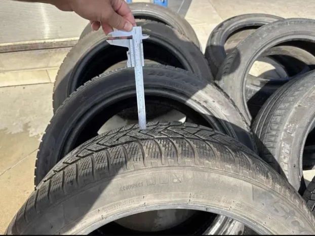 Pirelli Scorpion Zimske 255/45/R20