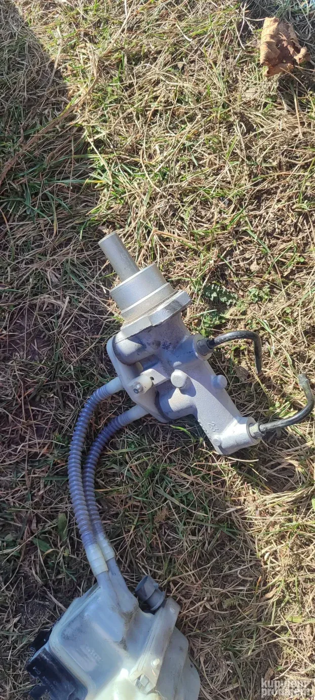 opel meriva a glavni kocioni cilindar sa bocom za ulje