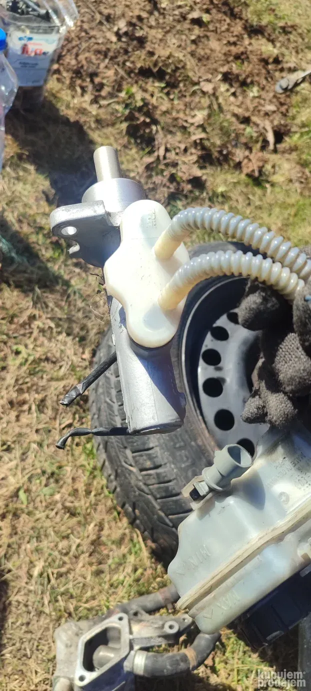 opel meriva a glavni kocioni cilindar sa bocom za ulje