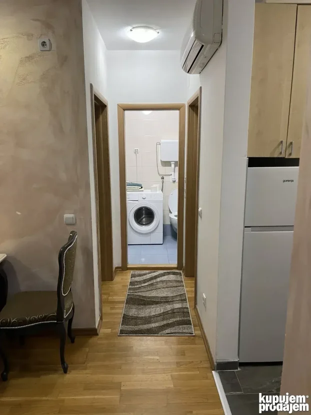 Voždovačka crkva, 1.5 jednoiposoban, 50 m²