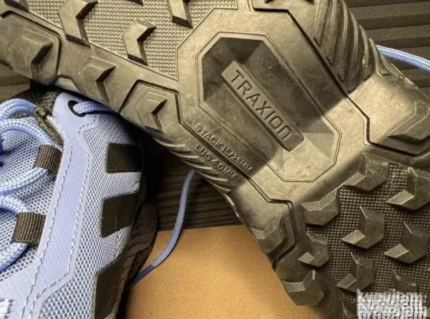Adidas Terrex Eastrail 2 broj 48 snizeno!