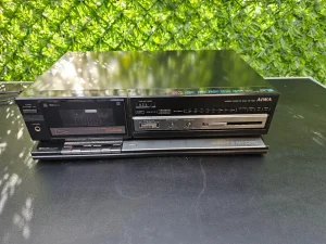 Aiwa AD-F260 1980's Vintage Stereo Single Cassette Desk Play