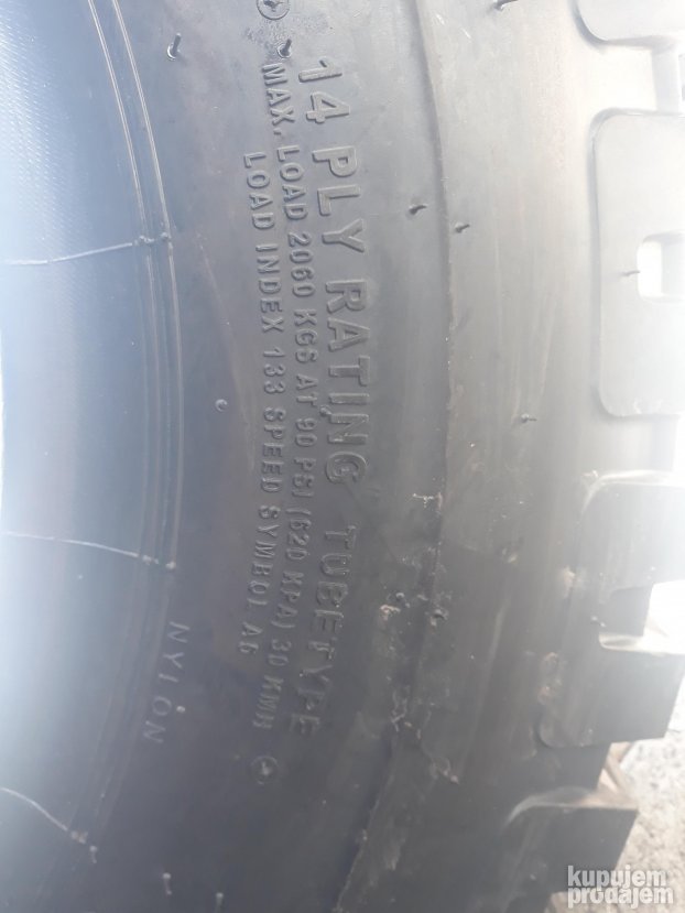 Nove gume 8.25-20 sa 14 platna Ozka i Seha AKCIJA AKCIJA