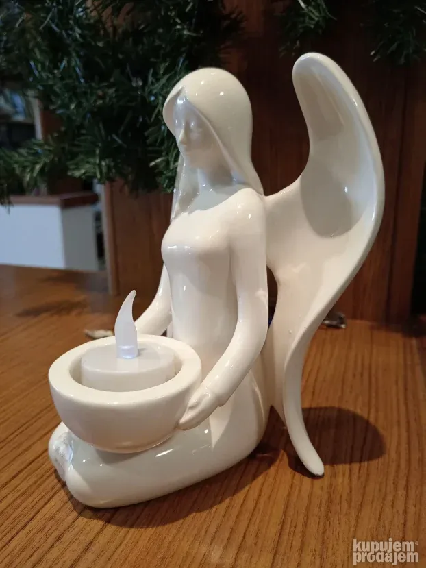 Svećnjak Anđeo porcelan vintage