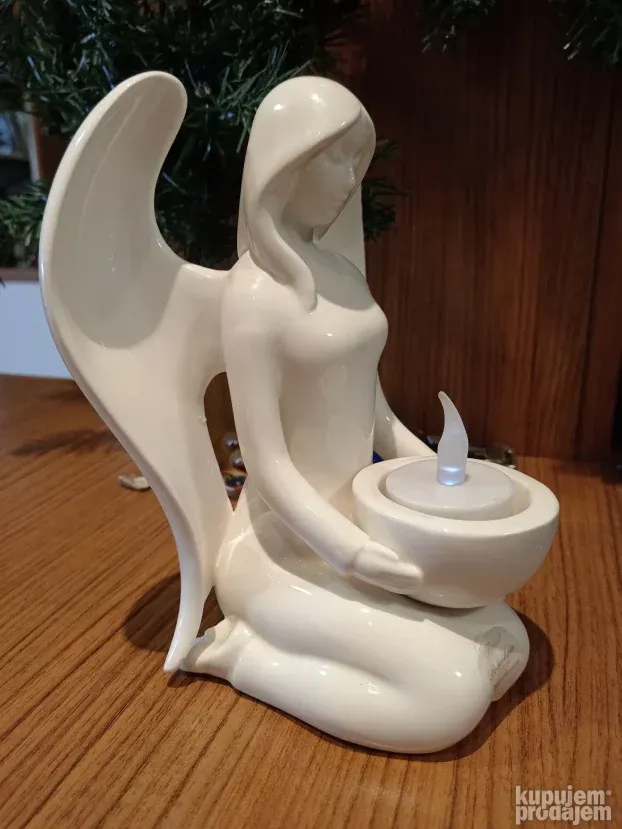 Svećnjak Anđeo porcelan vintage
