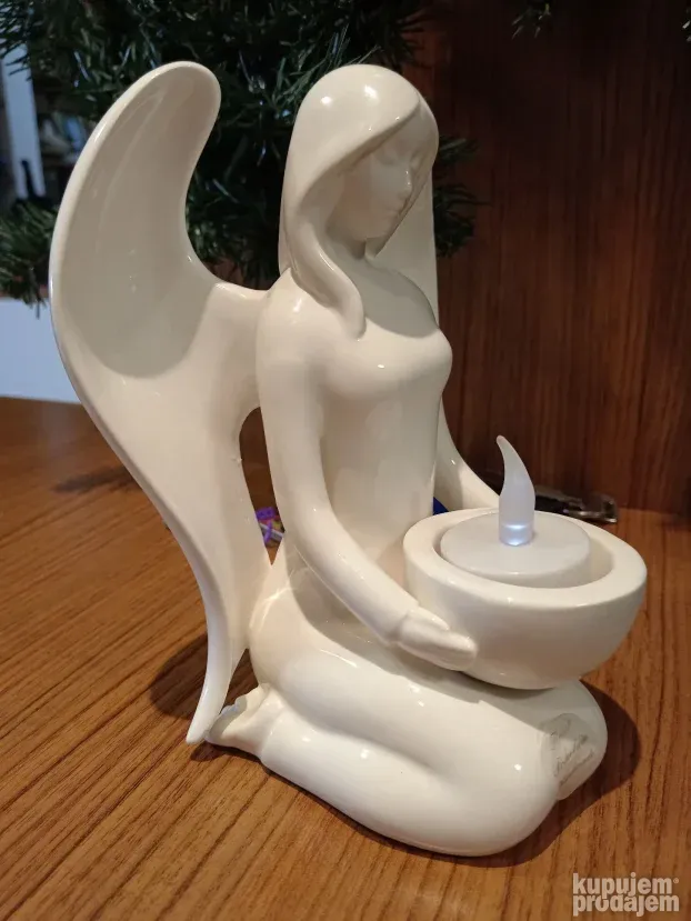 Svećnjak Anđeo porcelan vintage
