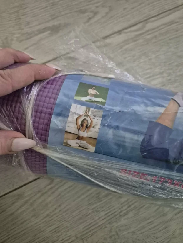 Podloga za jogu i fitnes
