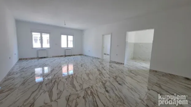 Obrenovac (mesto), 4.0, 97 m²