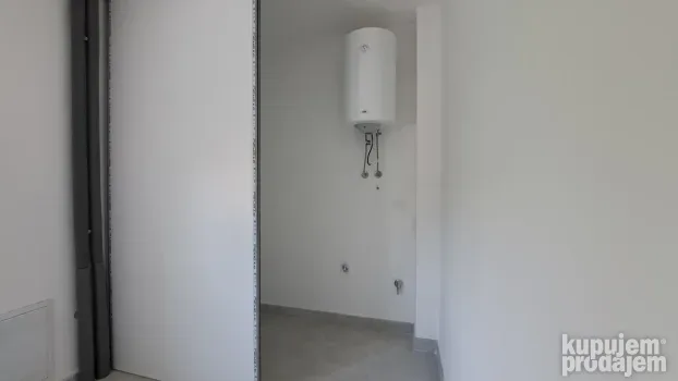 Obrenovac (mesto), 4.0, 97 m²