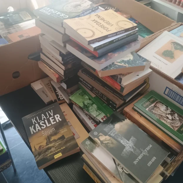 otkup knjiga otkupljujem stripove LMS i ZS ploce albume