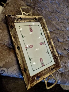 Stara tacna od metala i porcelana oz 50- tih godina