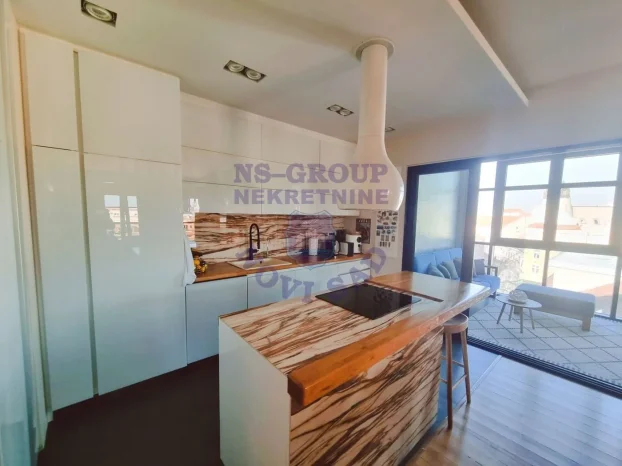 543676, Opština Novi Sad, 4.0 četvorosoban, 132 m²