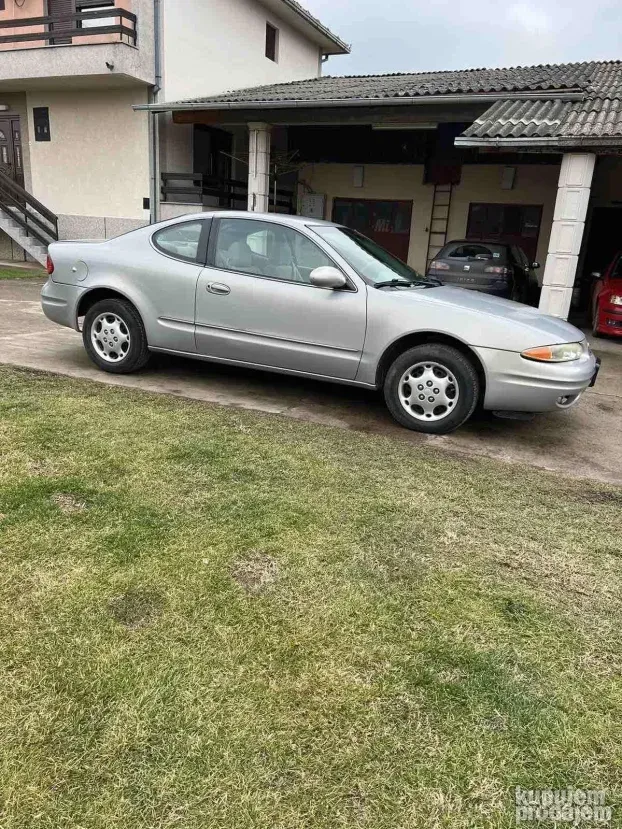 1999 Pontiac Grand Prix OLDSMOBILE ALERO 