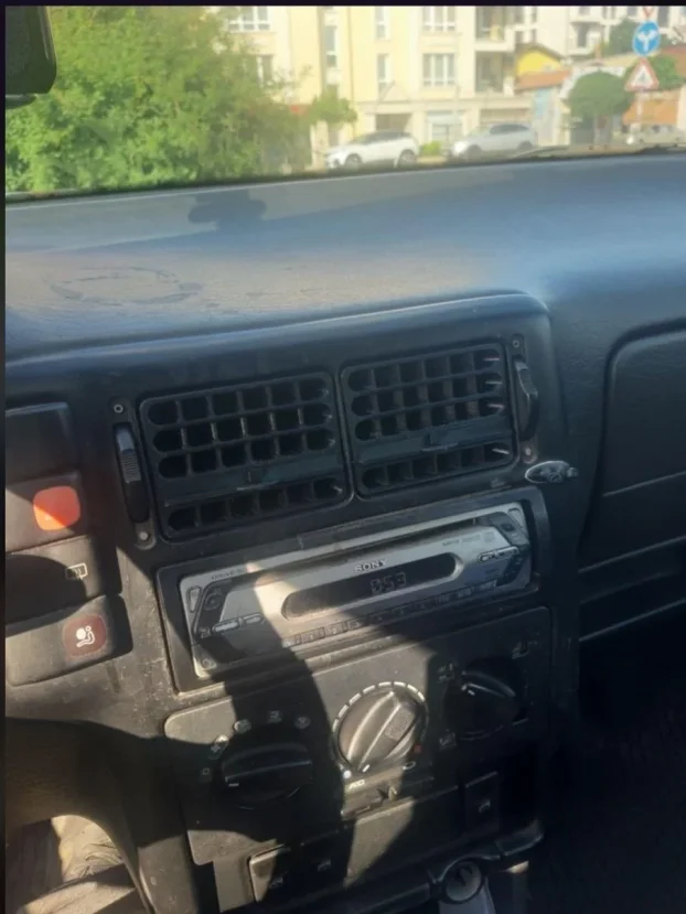 VW Polo Drzac Za Case