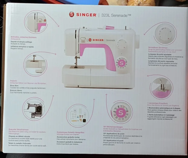 Novogodišnji popust! Singer 323 L Serenade mašina za šivenje