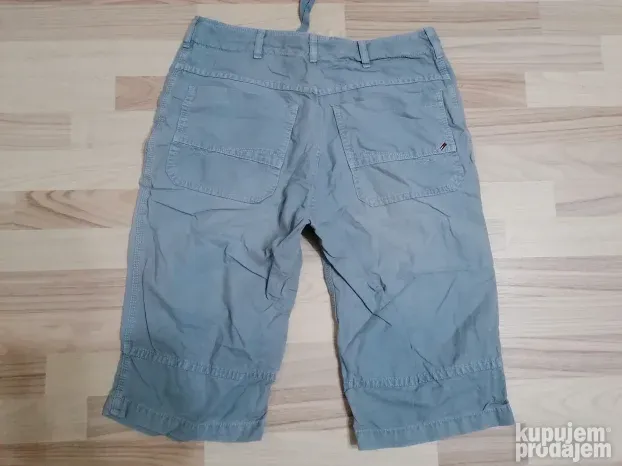 3910 - Tommy Hilfiger bermude 34 Original TOP