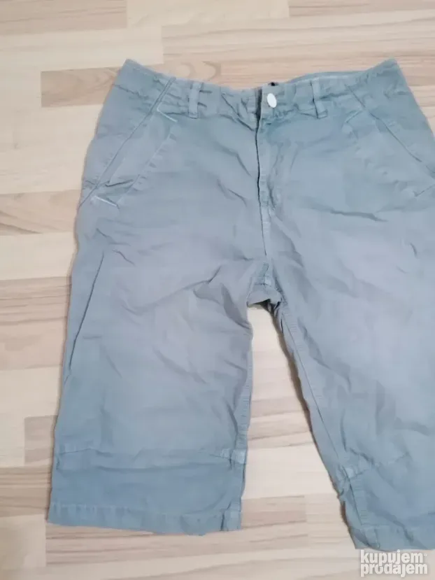 3910 - Tommy Hilfiger bermude 34 Original TOP