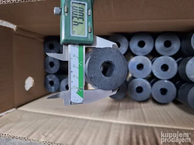 Gumica lađe kombajna Dania/Zmaj/Massey modela