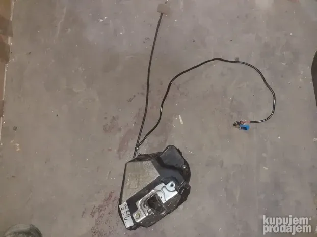 Mercedes W 211 brava zadnjih levih vrata