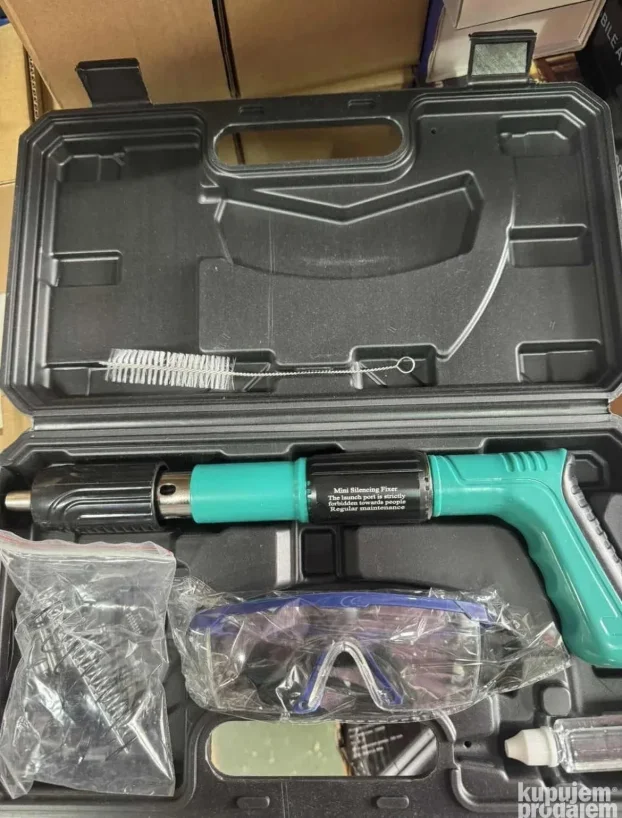 Pistolj za zakivanje eksera