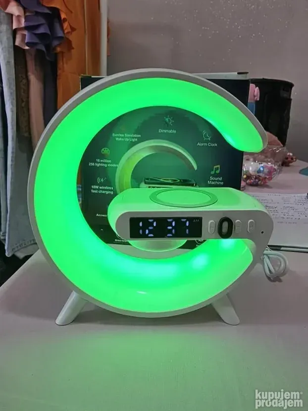 Lampa 5 u 1 2000din Dimenzije: 16x15cm