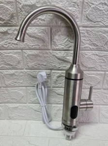 Delimano slavina i protocni bojler