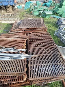 metalne resetke gusane raznih dimenzija