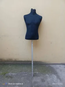 Lutka snajderska sa stalkom