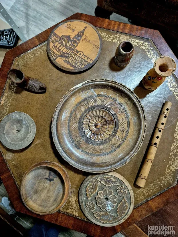 Stari drveni Etno predmeti iz 70- tih hodina