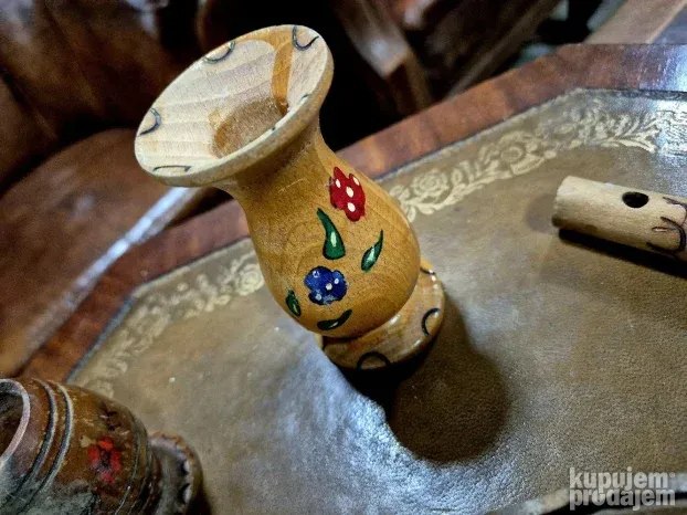 Stari drveni Etno predmeti iz 70- tih hodina