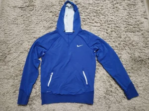 NIKE dri-fit XS