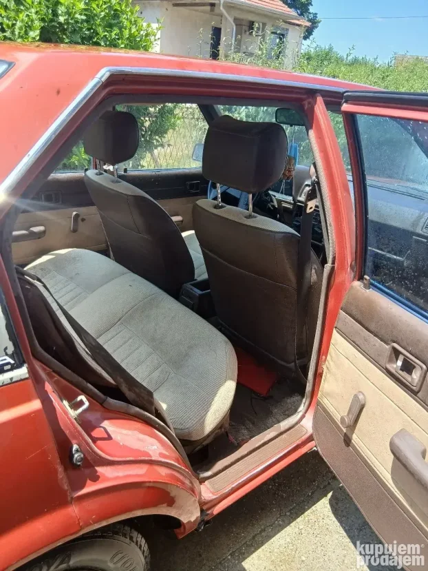 1982 Toyota Carina 