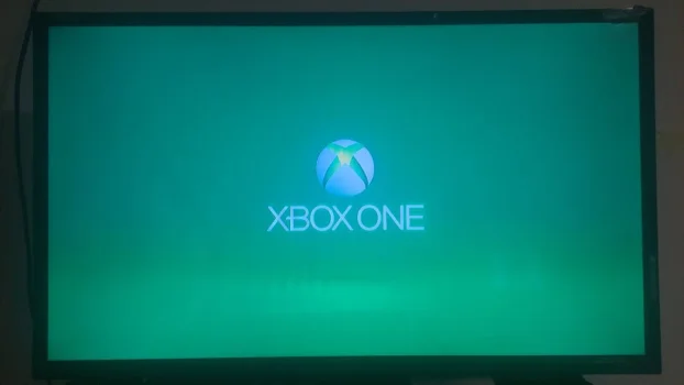 Xbox One 500GB (Opis)