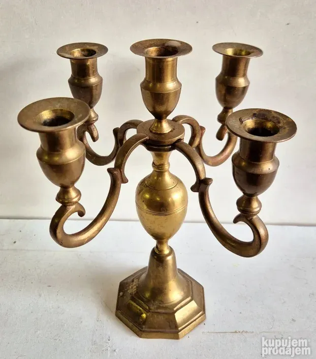 Izvanredan stari mesingani svecnjak za 5 sveca