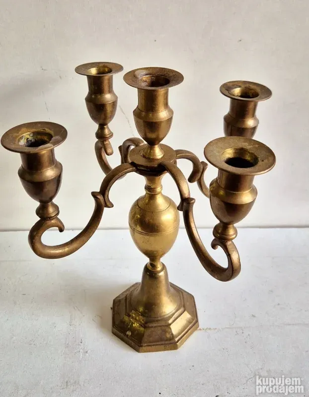 Izvanredan stari mesingani svecnjak za 5 sveca