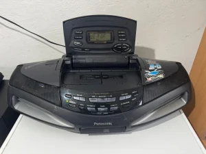 Panasonic RX-ED77 CD kasetofon ISPRAVAN