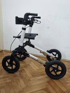 Hodalica sa velikim točkovima